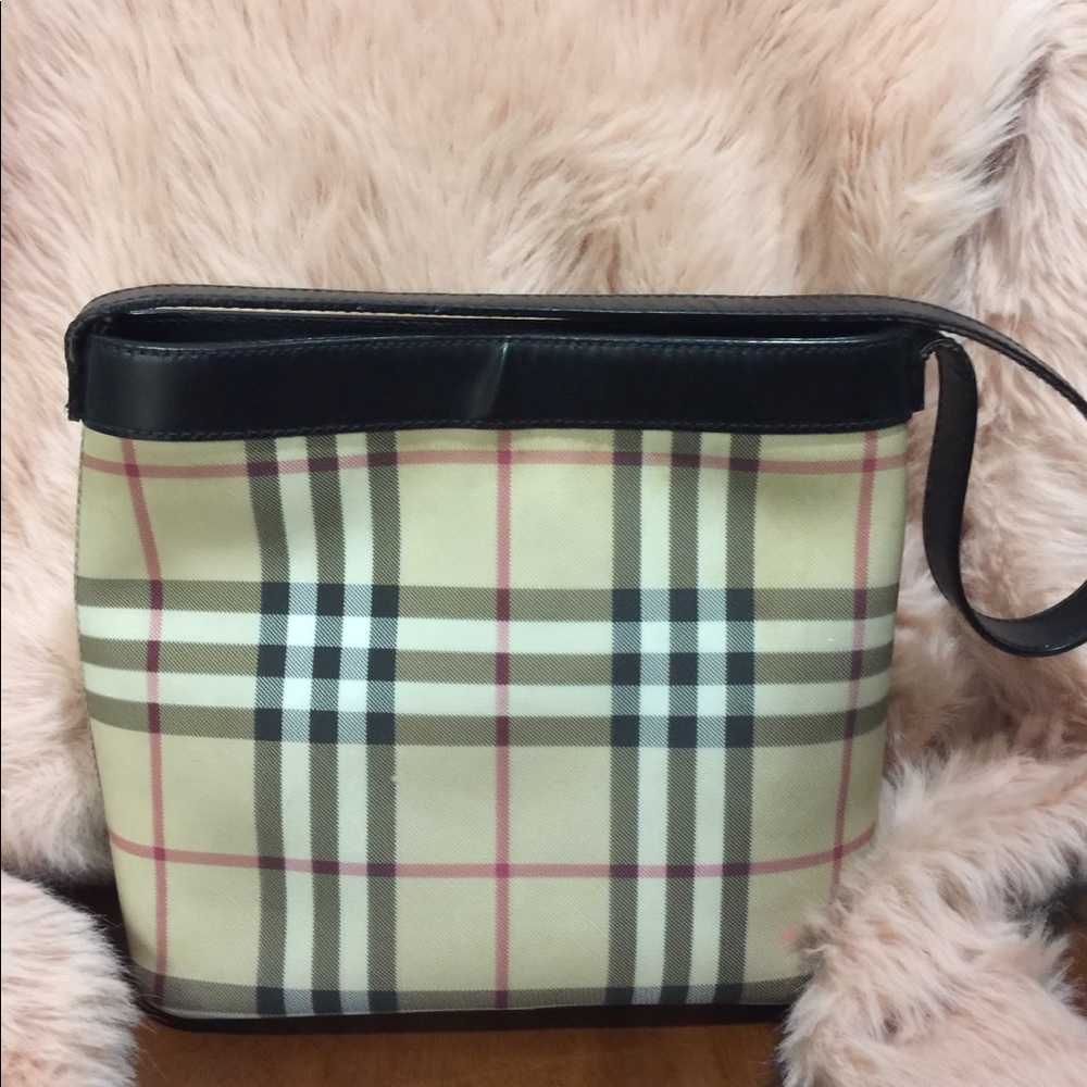 Burberry Nova Check- authentic